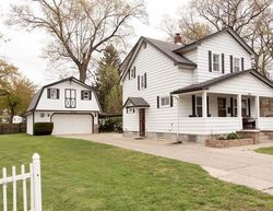 Pre-foreclosure in  ELDORA DR Toledo, OH 43613