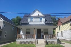 Pre-foreclosure in  ELK AVE Cleveland, OH 44108
