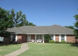 Pre-foreclosure Listing in KRISTIE LN WEATHERFORD, OK 73096