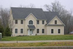 Pre-foreclosure in  DONNEYBROOK LN Collegeville, PA 19426