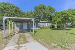 Pre-foreclosure in  CLIFTON AVE Pensacola, FL 32505