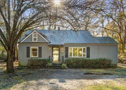 Pre-foreclosure in  WIMBEE DR Charleston, SC 29407