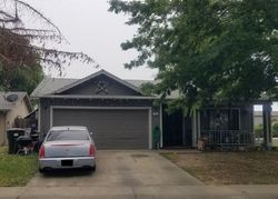 Pre-foreclosure in  DEZZANI LN Modesto, CA 95358