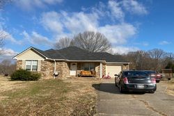 Pre-foreclosure in  CHEROKEE HILL LN Munford, TN 38058