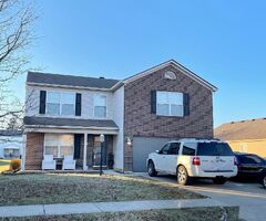 Pre-foreclosure in  EDGEWOOD TRACE BLVD Indianapolis, IN 46239