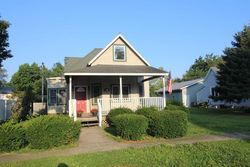 Pre-foreclosure in  N CLINTON ST Boswell, IN 47921