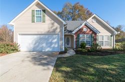 Pre-foreclosure Listing in BEACON DR MAYSVILLE, GA 30558