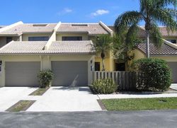 Pre-foreclosure in  CANTERBURY CIR West Palm Beach, FL 33414