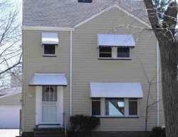 Pre-foreclosure in  JUDSON DR Cleveland, OH 44128