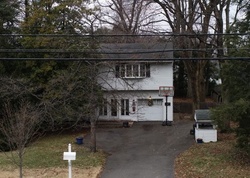 Pre-foreclosure Listing in RACETRACK RD HO HO KUS, NJ 07423