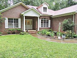 Pre-foreclosure in  36TH AVENUE DR NE Hickory, NC 28601