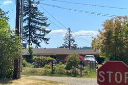 Pre-foreclosure in  E SYLVAN HEIGHTS LN Shelton, WA 98584