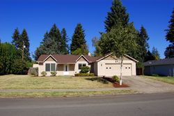 Pre-foreclosure in  NE 106TH ST Vancouver, WA 98685