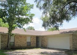 Pre-foreclosure Listing in CANDLELIGHT LN LIVINGSTON, TX 77351