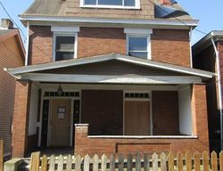 Pre-foreclosure in  CHELTON AVE Pittsburgh, PA 15226