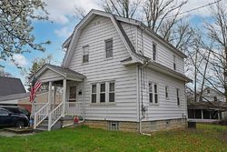 Pre-foreclosure in  GRACELY DR Cincinnati, OH 45233