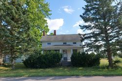 Pre-foreclosure Listing in RUSSIA RD AMHERST, OH 44001