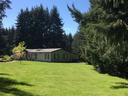 Pre-foreclosure in  S APPLEMAN RD Molalla, OR 97038
