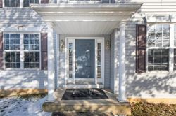 Pre-foreclosure in  RAMBLEWOOD DR Easton, PA 18040