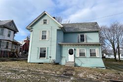 Pre-foreclosure Listing in MAIN ST FREDONIA, PA 16124