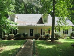 Pre-foreclosure in  DRIFTWOOD DR Piedmont, SC 29673