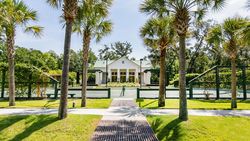 Pre-foreclosure in  TOMLOW TRCE Beaufort, SC 29906
