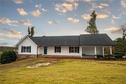 Pre-foreclosure in  W QUINCY RD Seneca, SC 29678