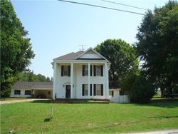 Pre-foreclosure in  WATERMILL RD Moscow, TN 38057