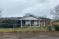 Pre-foreclosure in  GLYNRIDGE ST Johnson City, TN 37601