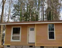 Pre-foreclosure in  RED BUD CIR Henderson, NC 27536