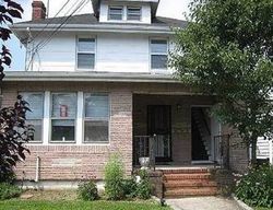 Pre-foreclosure Listing in ELM ST HICKSVILLE, NY 11801