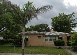 Pre-foreclosure in  NW 122ND ST Miami, FL 33168