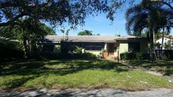 Pre-foreclosure in  NW 107TH ST Miami, FL 33168