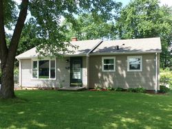 Pre-foreclosure in  S MCHENRY AVE Crystal Lake, IL 60014