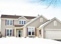  Magnolia Dr, Crystal Lake IL