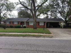 Pre-foreclosure in  WINCHESTER RD NW Huntsville, AL 35810