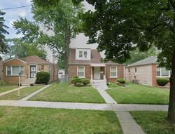 Pre-foreclosure in  W 129TH PL Chicago, IL 60628