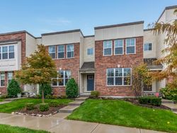 Pre-foreclosure in  TIMES SQUARE DR Aurora, IL 60504