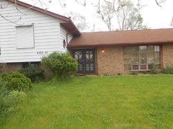 Pre-foreclosure Listing in CHASE ST GARY, IN 46404