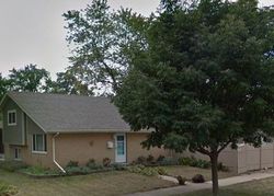 Pre-foreclosure in  KEELER AVE Midlothian, IL 60445