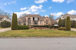 Pre-foreclosure in  ROYAL DUBLIN LN Dyer, IN 46311