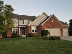 Pre-foreclosure in  RANDALL DR Fishers, IN 46038