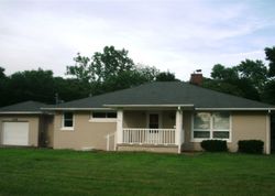 Pre-foreclosure Listing in S BROAD ST GASTON, IN 47342