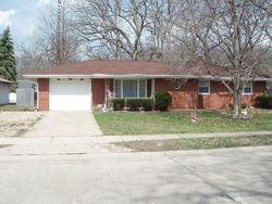 Pre-foreclosure in  IDLEWOOD DR South Bend, IN 46619