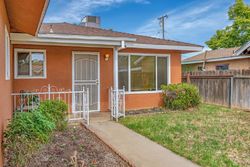 Pre-foreclosure in  SIERRA ST Madera, CA 93638