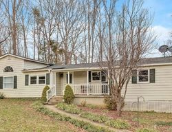 Pre-foreclosure Listing in TRENHOLM RD POWHATAN, VA 23139