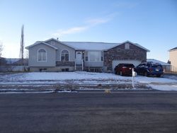 Pre-foreclosure Listing in W 2150 S SYRACUSE, UT 84075