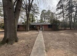  Lyons St, Texarkana TX