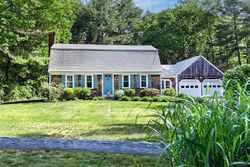 Pre-foreclosure Listing in WEST ST DUXBURY, MA 02332