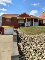 Pre-foreclosure in  SKYLARK AVE West Mifflin, PA 15122